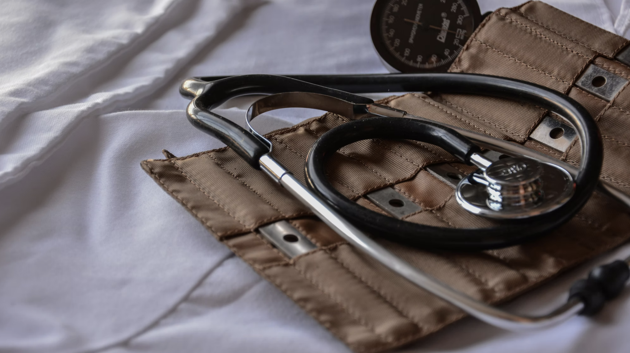 A Laravel package to monitor the health of your application